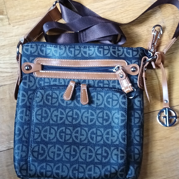 Giani Bernini crossbody bag fall colors brown tan like new - Picture 4 of 11